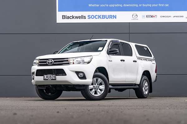 2018 Toyota Hilux Sr Td Dc 2.8D/6Mt/Ut