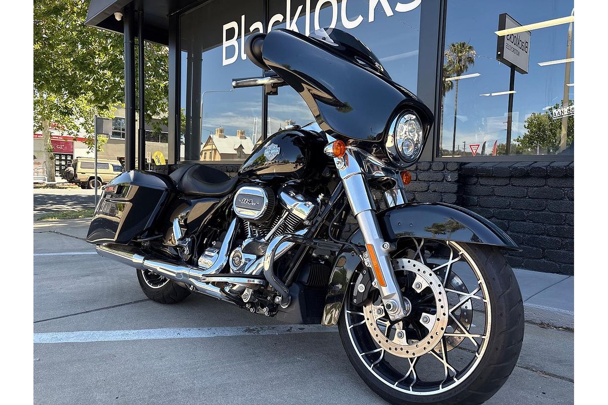 2022 Harley-Davidson Street Glide Special 114 (FLHXS) Touring