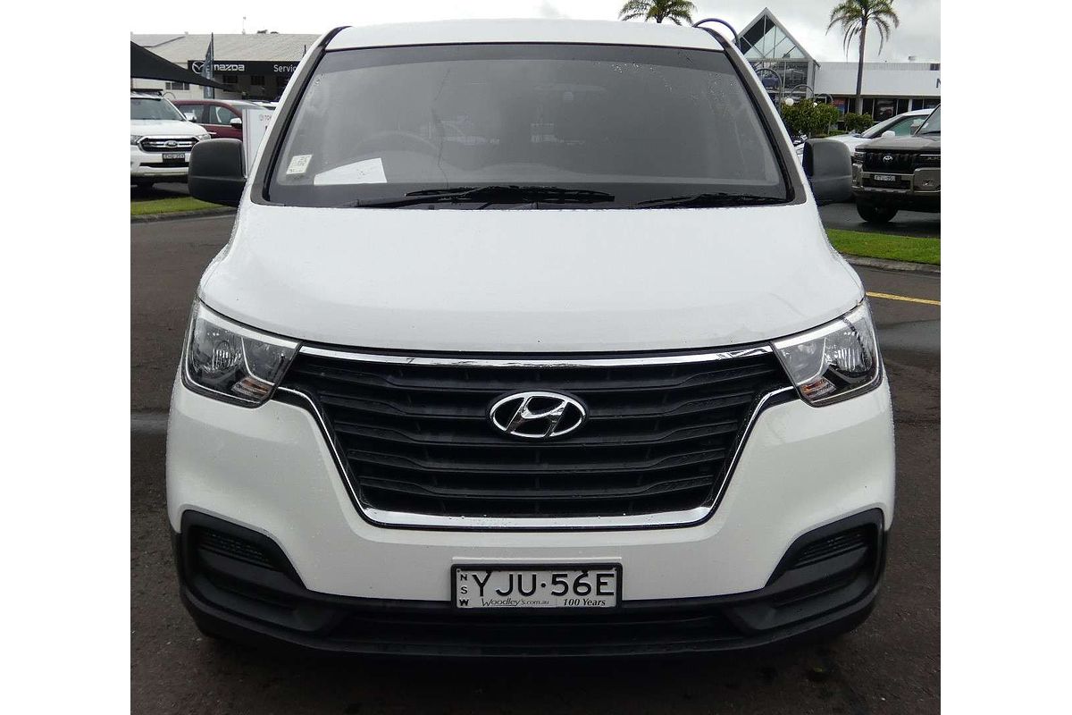 2019 Hyundai iLoad  TQ4