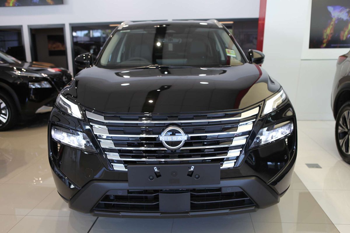 2025 Nissan X-TRAIL ST-L T33