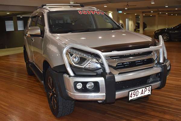 2020 Isuzu MU-X LS-T