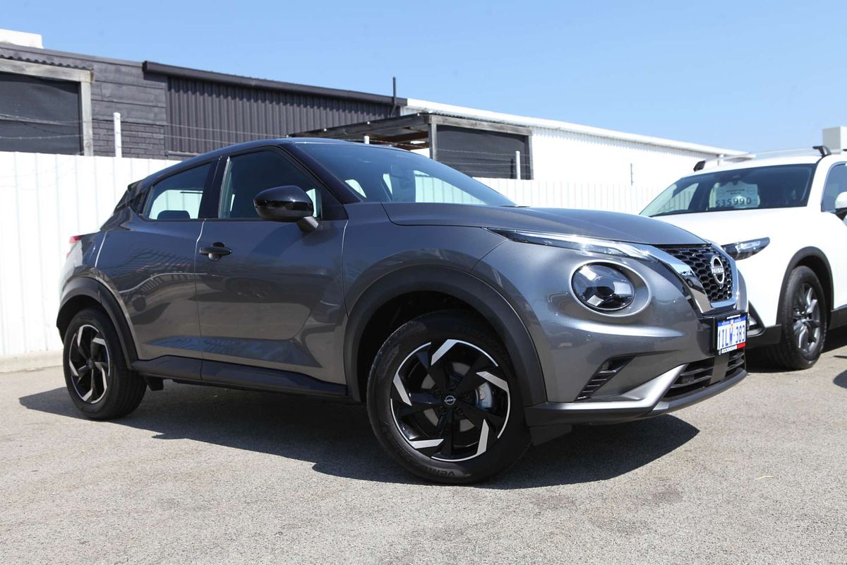 2025 Nissan JUKE ST+ F16