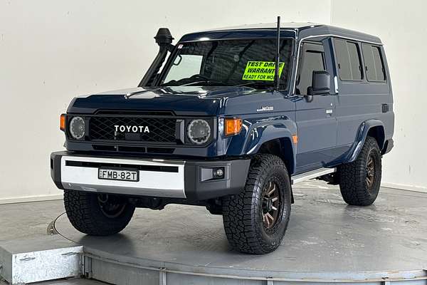 2024 Toyota Landcruiser GXL Troopcarrier VDJL78R