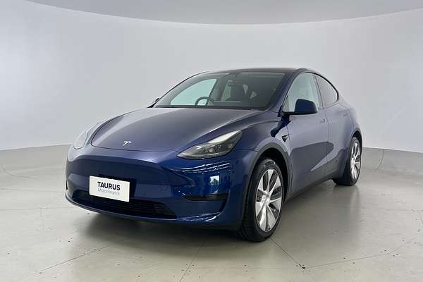 2023 Tesla Model Y Rear-Wheel Drive