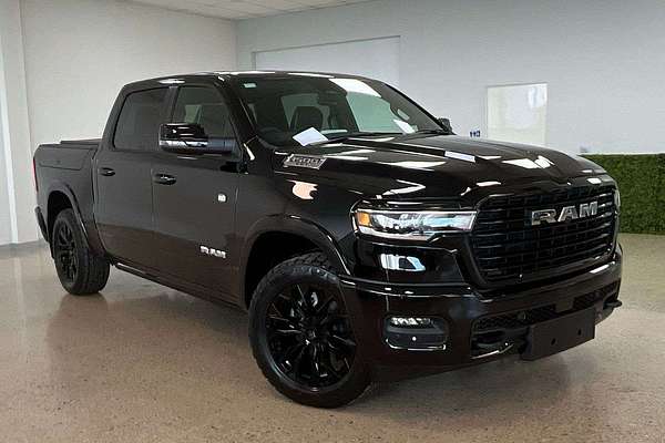 2025 RAM 1500 Laramie Sport Hurricane SO RamBox DT 4X4 SWB