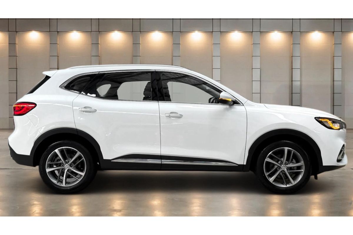 2023 MG HS Excite SAS23