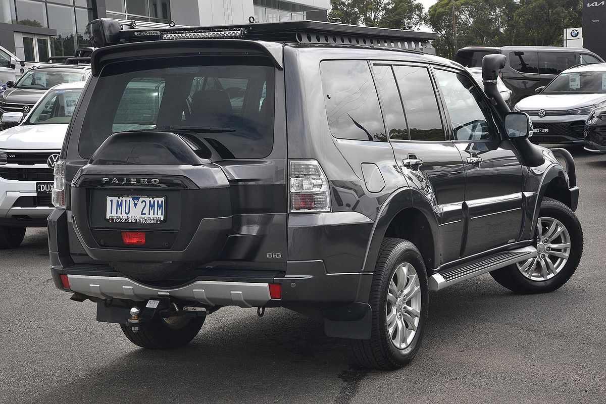 2017 Mitsubishi Pajero GLS NX