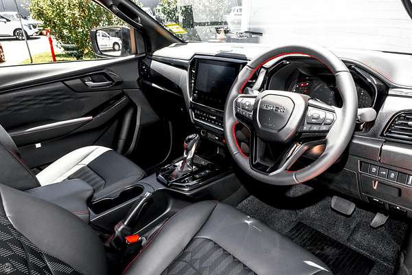2025 Isuzu D-MAX X-TERRAIN 4X4 thumb-4