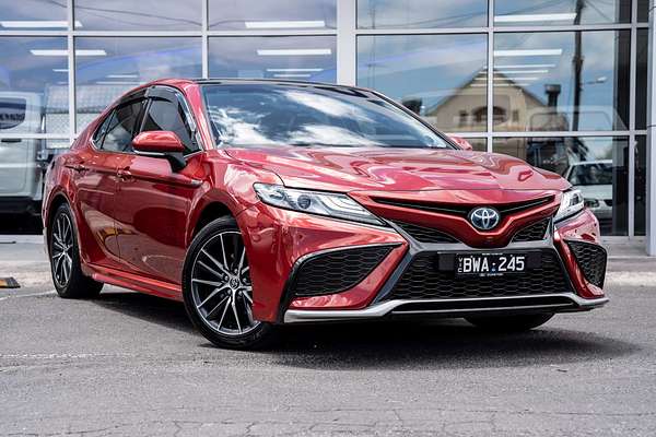 2022 Toyota Camry SL AXVH70R