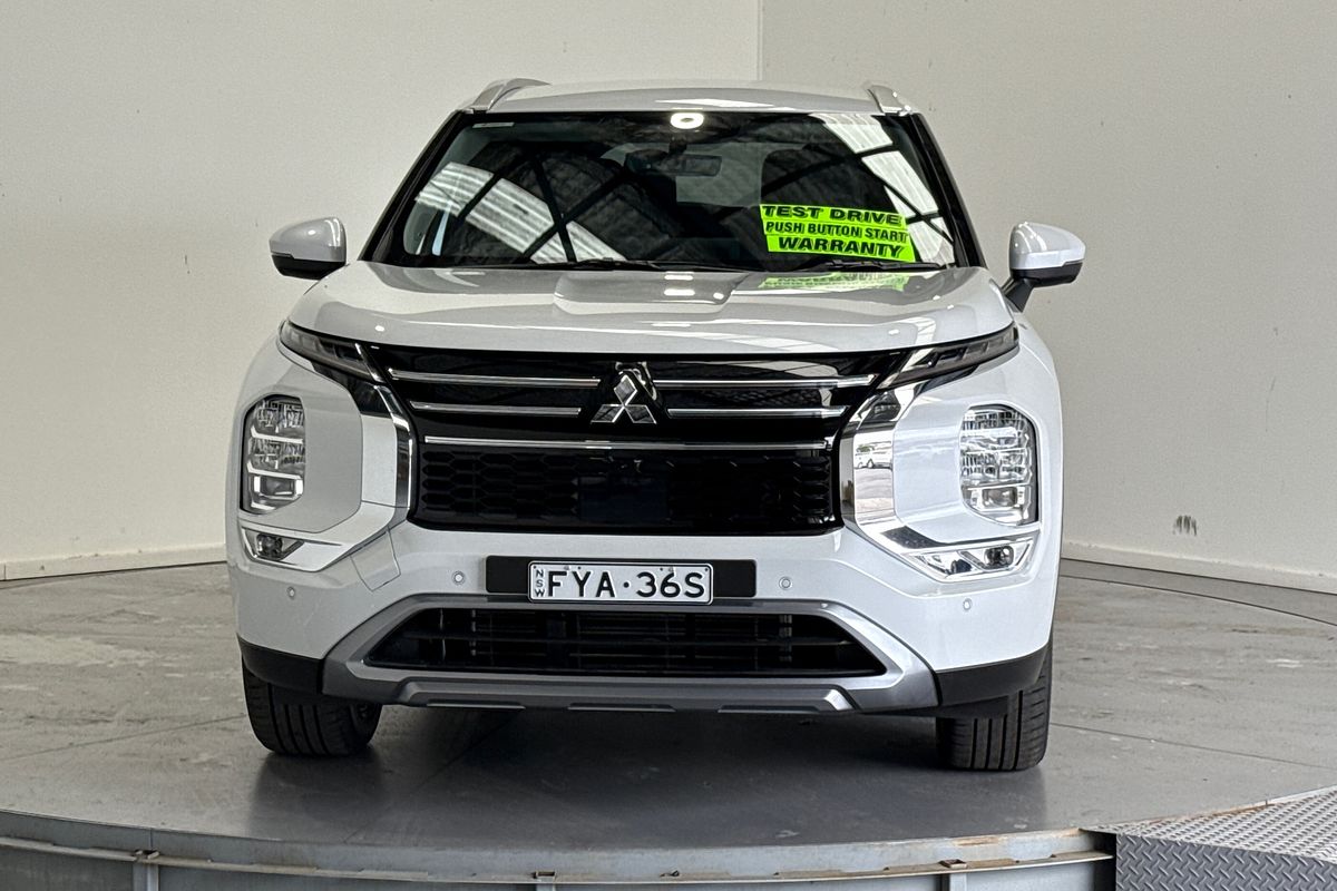 2025 Mitsubishi Outlander Aspire ZM