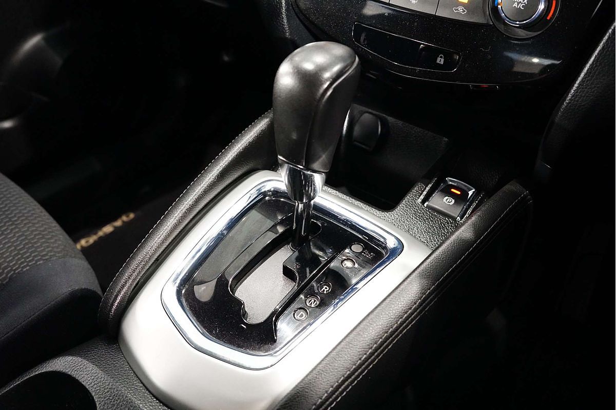 2015 Nissan QASHQAI ST J11