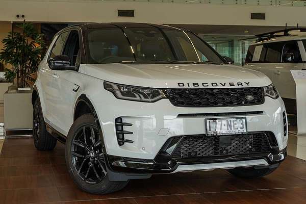 2025 Land Rover Discovery Sport P300e Dynamic SE L550