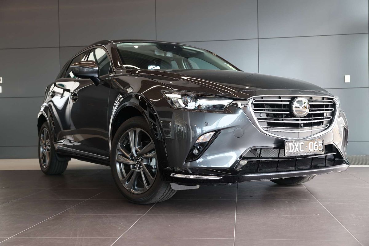 2025 Mazda CX-3 G20 Akari DK