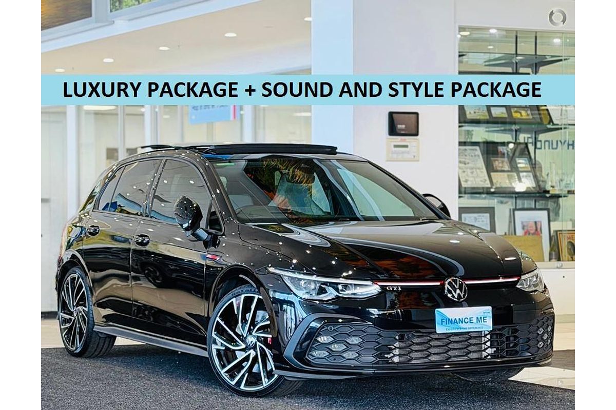 2023 Volkswagen Golf GTI 8