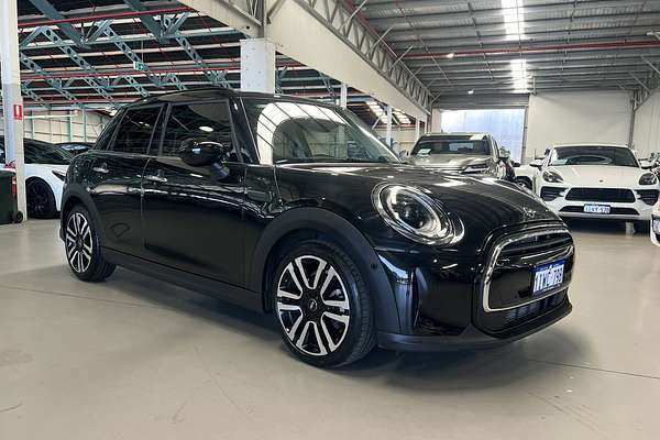 2022 MINI Hatch Cooper Classic F55 LCI-2