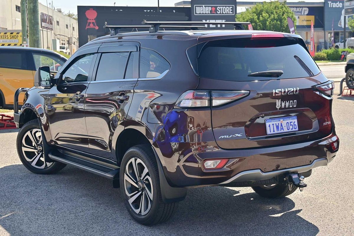 2022 Isuzu MU-X LS-T