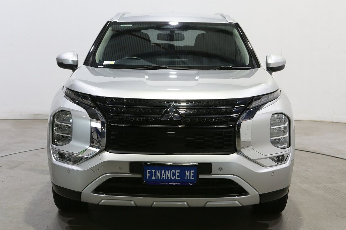 2024 Mitsubishi Outlander LS ZM