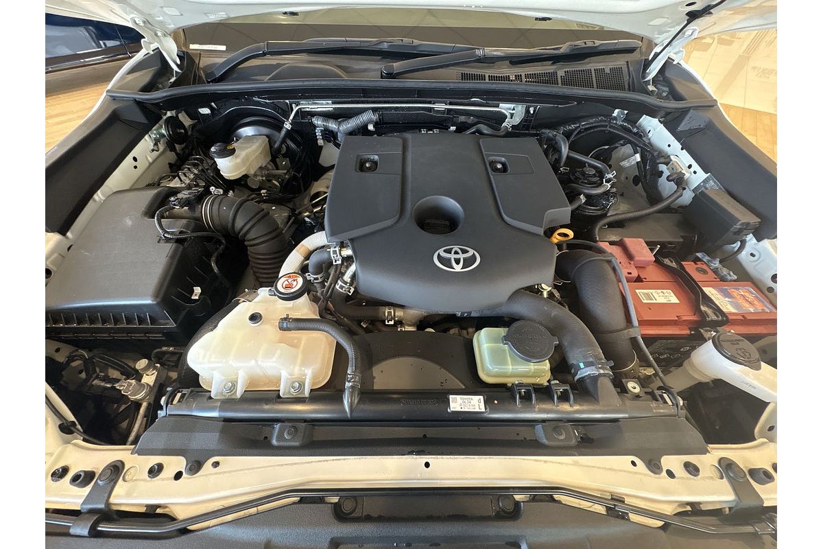 2020 Toyota Hilux SR GUN126R 4X4