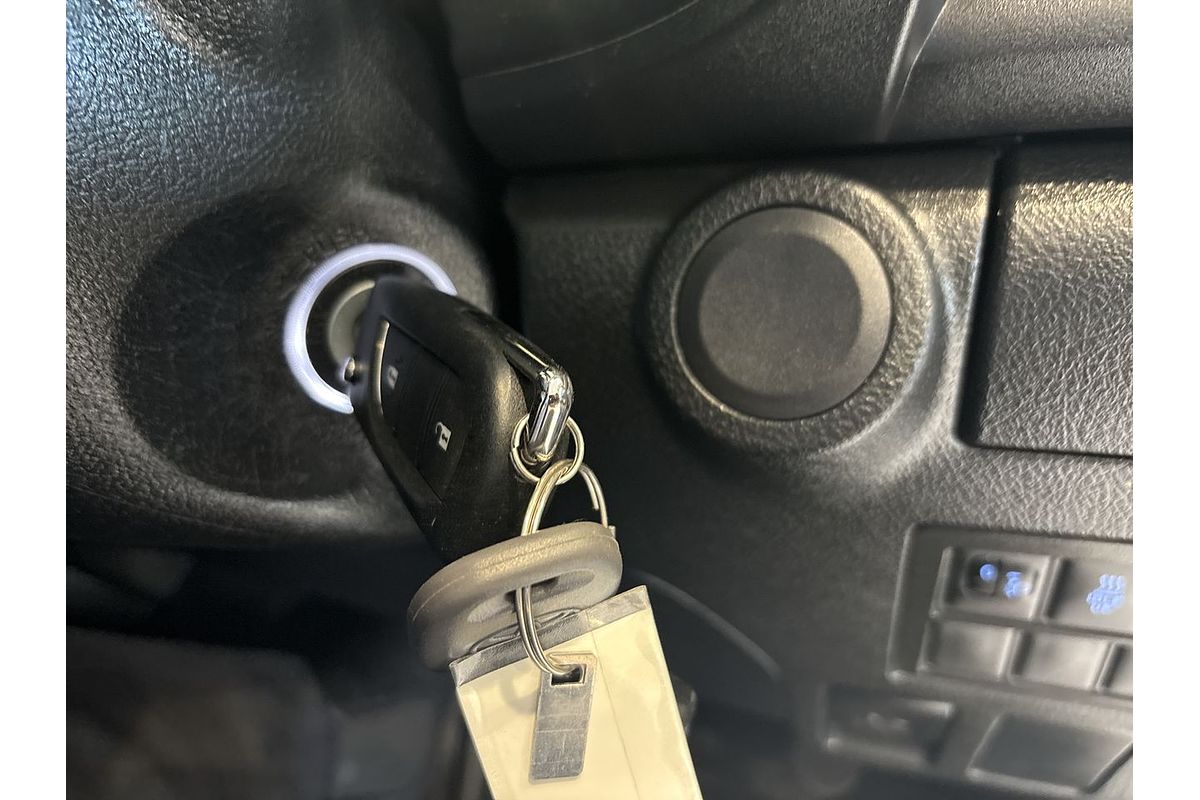 2020 Toyota Hilux SR GUN126R 4X4