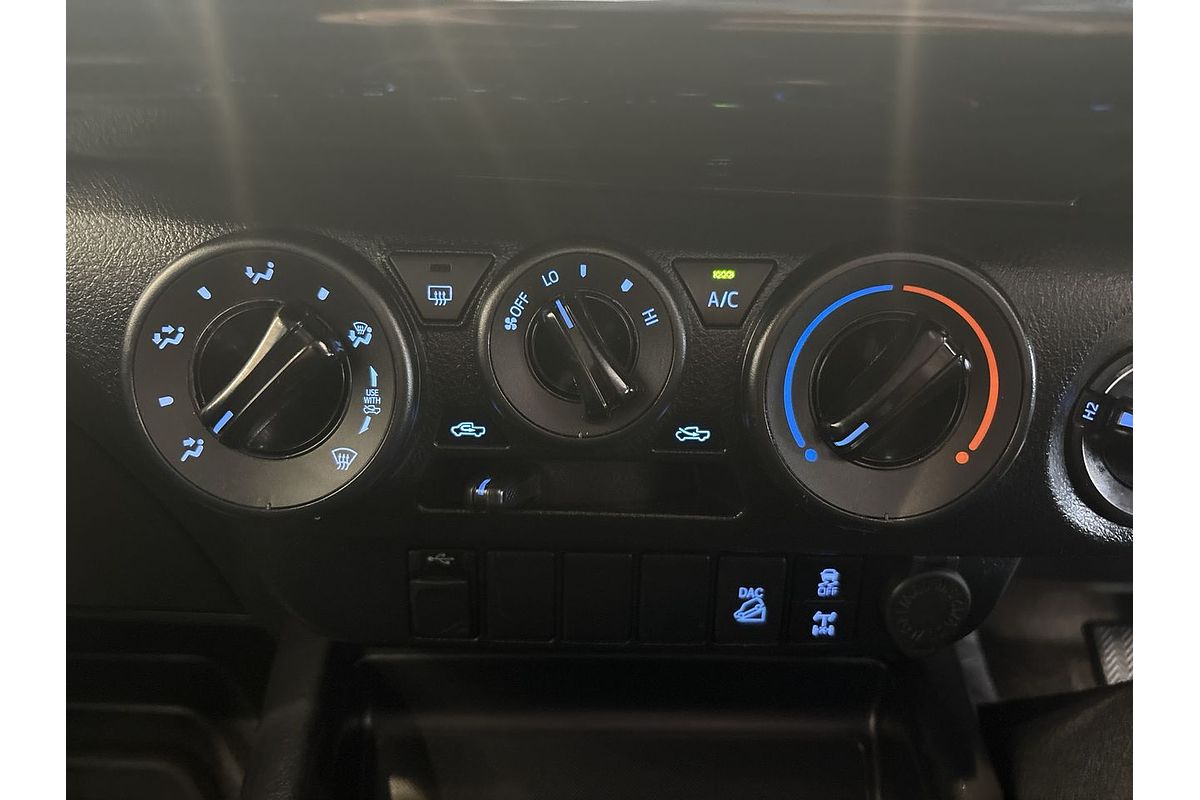 2020 Toyota Hilux SR GUN126R 4X4