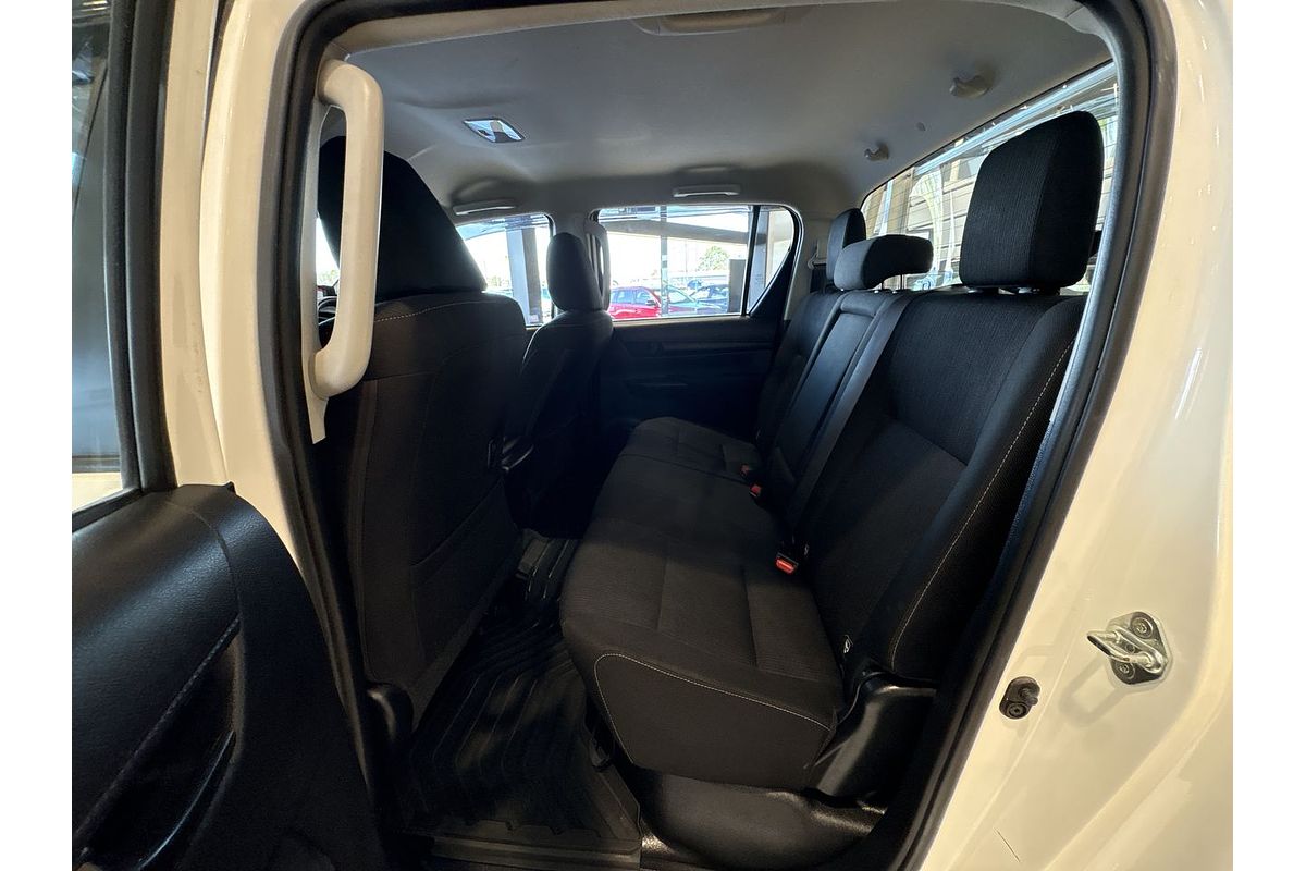 2020 Toyota Hilux SR GUN126R 4X4