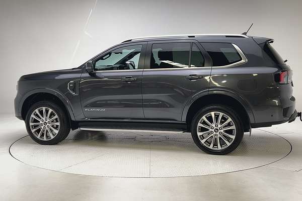 2023 Ford Everest Platinum 3.0L thumb-7