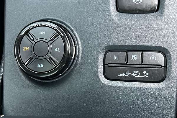 2023 Ford Everest Platinum 3.0L thumb-16