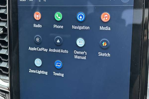 2023 Ford Everest Platinum 3.0L thumb-17