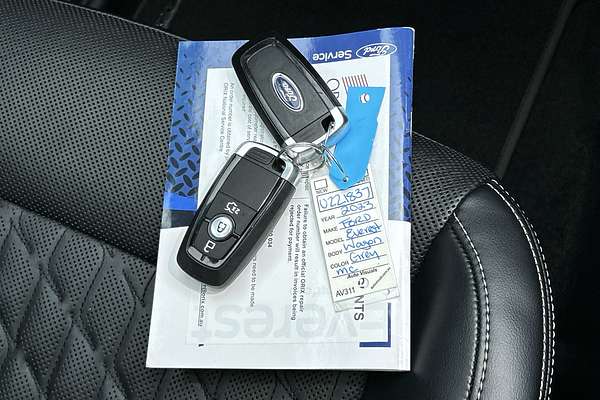 2023 Ford Everest Platinum 3.0L thumb-22