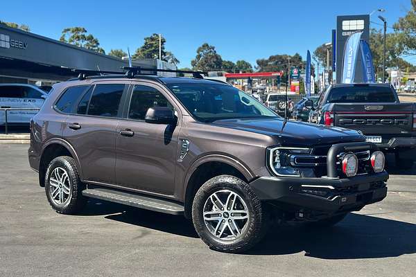 2022 Ford Everest Trend 2.0L thumb-2
