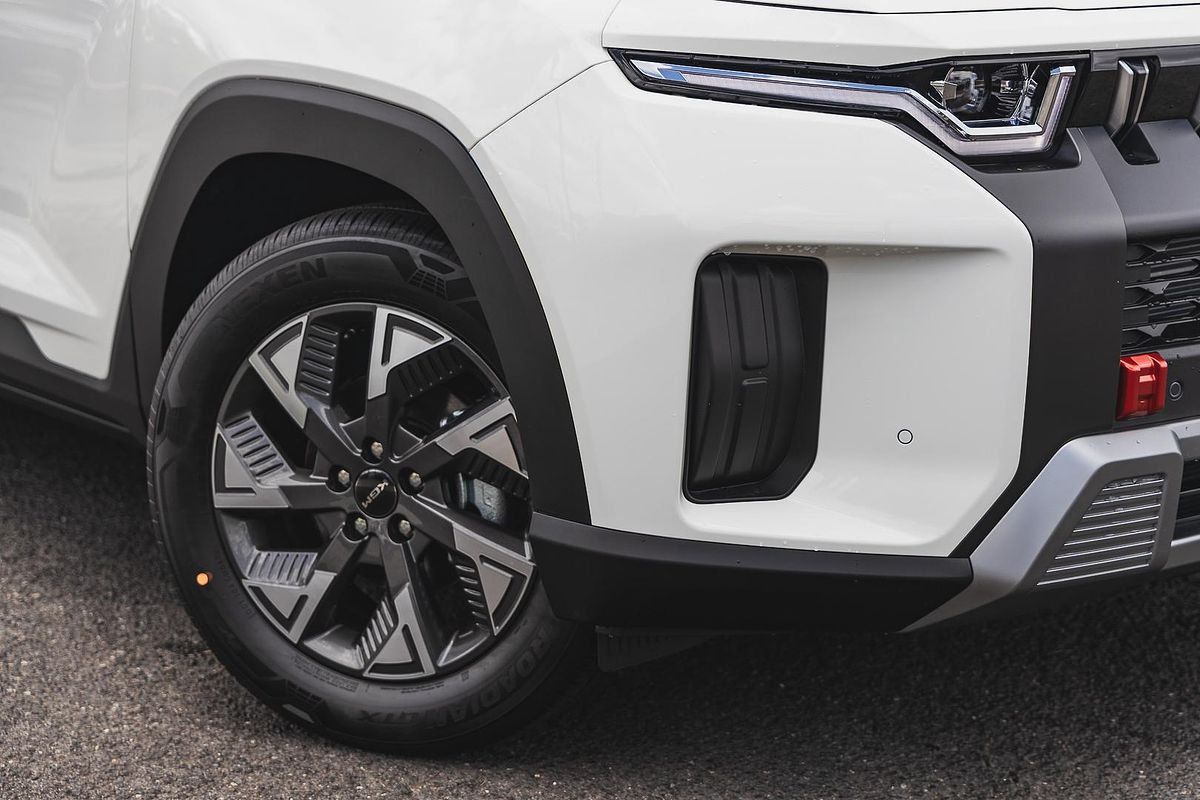 2025 KGM Torres Hybrid K30 J140