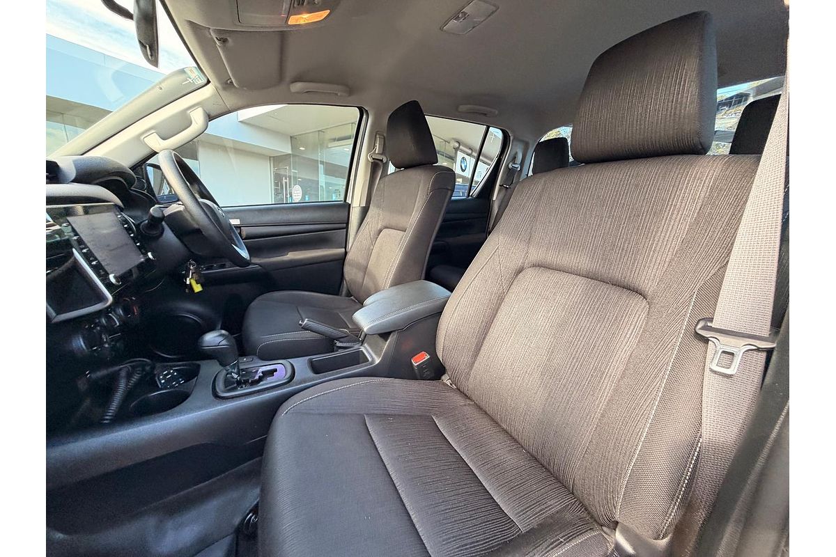 2023 Toyota Hilux SR GUN126R 4X4