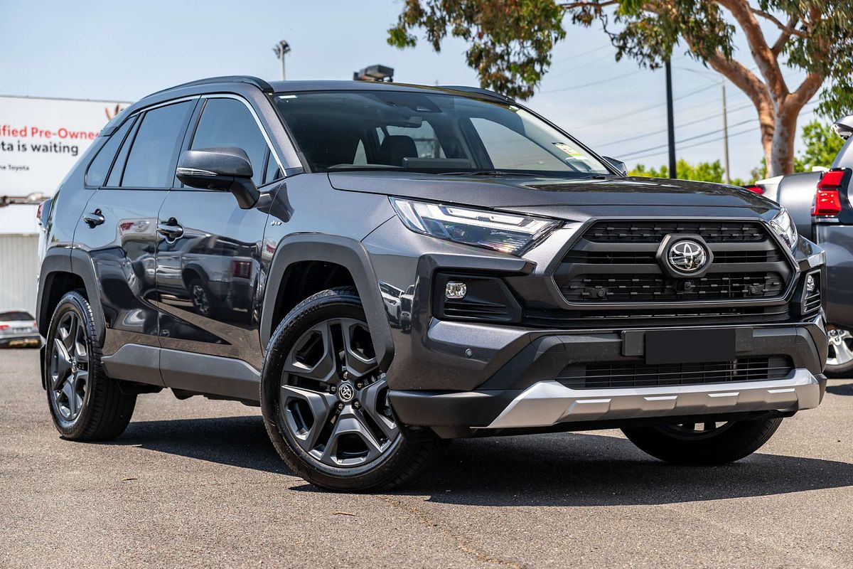 2025 Toyota RAV4 Edge AXAH54R
