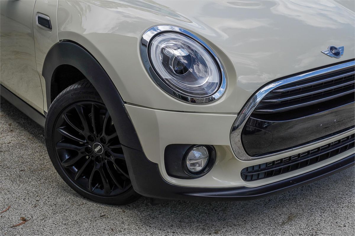 2018 MINI Clubman Cooper F54
