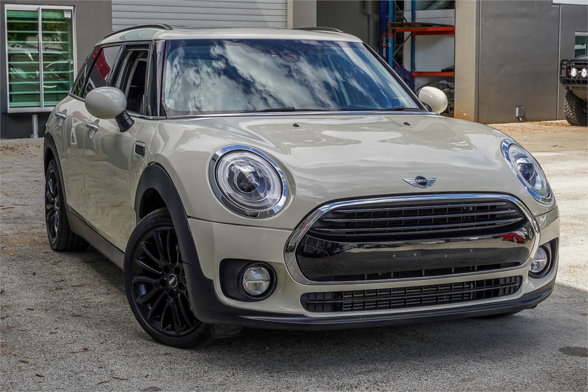 2018 MINI Clubman Cooper F54