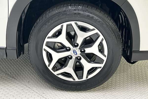 2024 Subaru Forester 2.5i S5 thumb-9