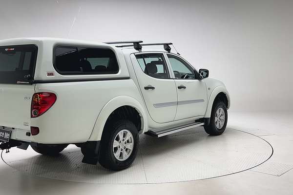 2014 Mitsubishi Triton GLX MN 4X4 thumb-7