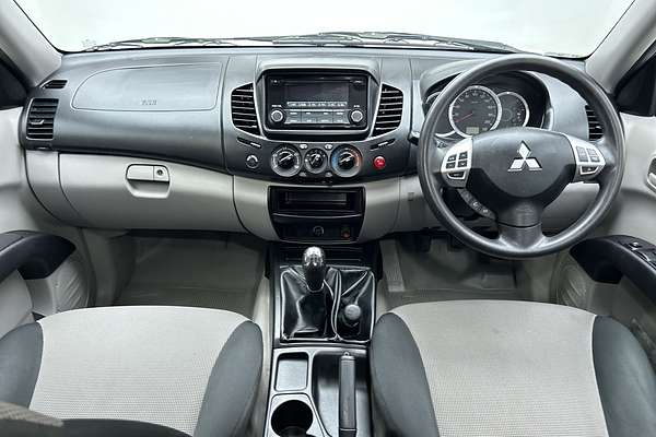 2014 Mitsubishi Triton GLX MN 4X4 thumb-19