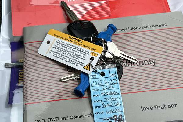 2014 Mitsubishi Triton GLX MN 4X4 thumb-22