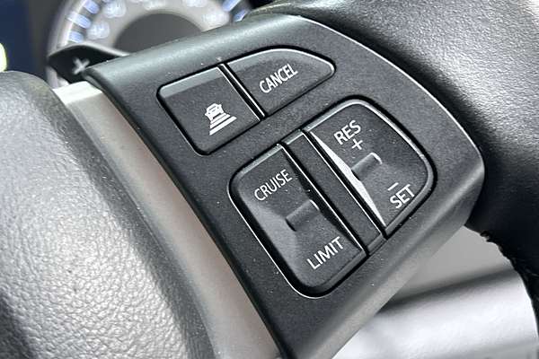 2023 Suzuki S-Cross Plus JYB thumb-17