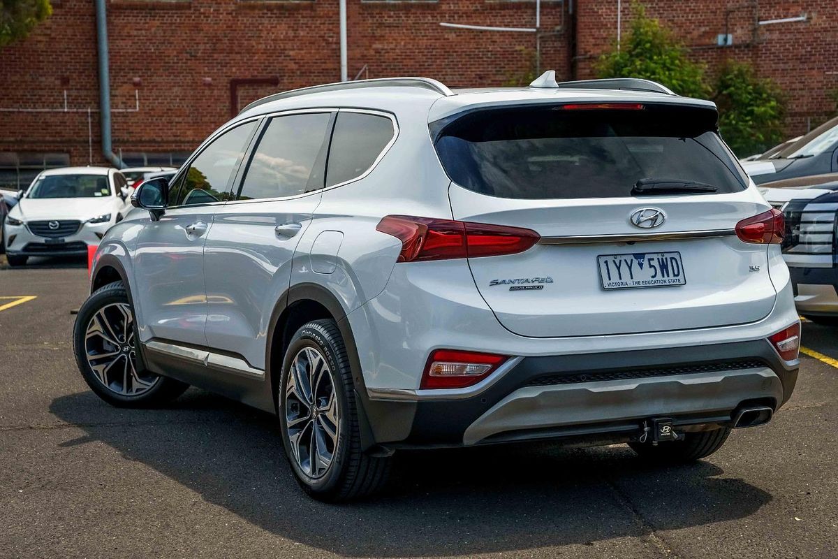 2020 Hyundai Santa Fe Highlander TM.2