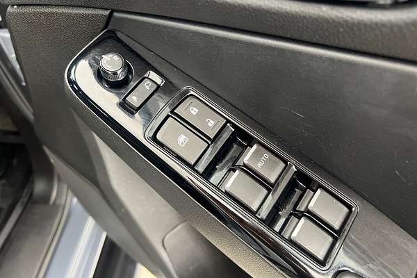 2024 Isuzu D-MAX X-TERRAIN 4X4 thumb-9