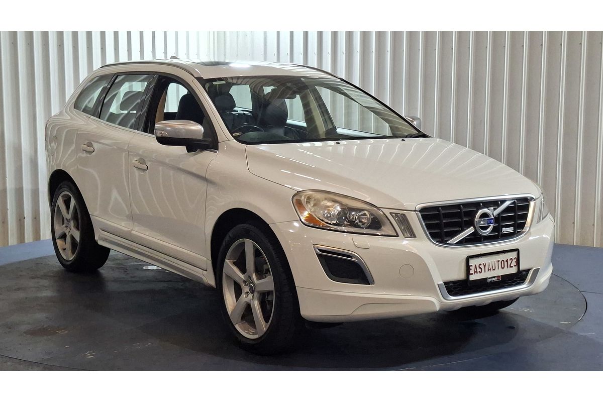 2012 Volvo XC60 T6 R-Design