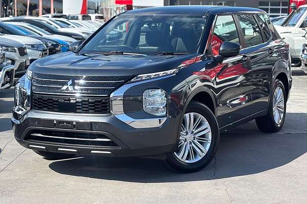 2024 Mitsubishi Outlander ES ZM