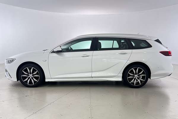 2018 Holden Commodore RS ZB thumb-1