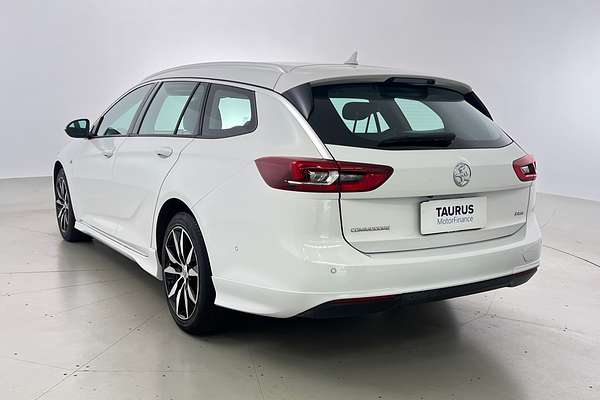 2018 Holden Commodore RS ZB thumb-2