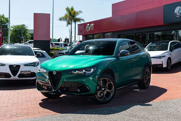2025 Alfa Romeo Stelvio Intensa Series 5