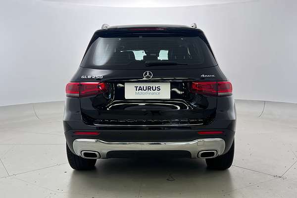 2020 Mercedes-Benz GLB-Class GLB250 X247 thumb-3