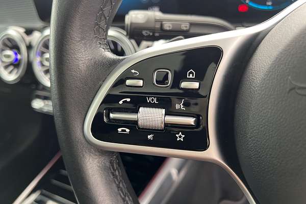 2020 Mercedes-Benz GLB-Class GLB250 X247 thumb-11