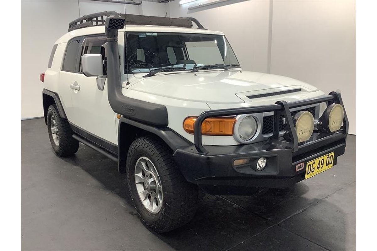 2013 Toyota FJ Cruiser GSJ15R